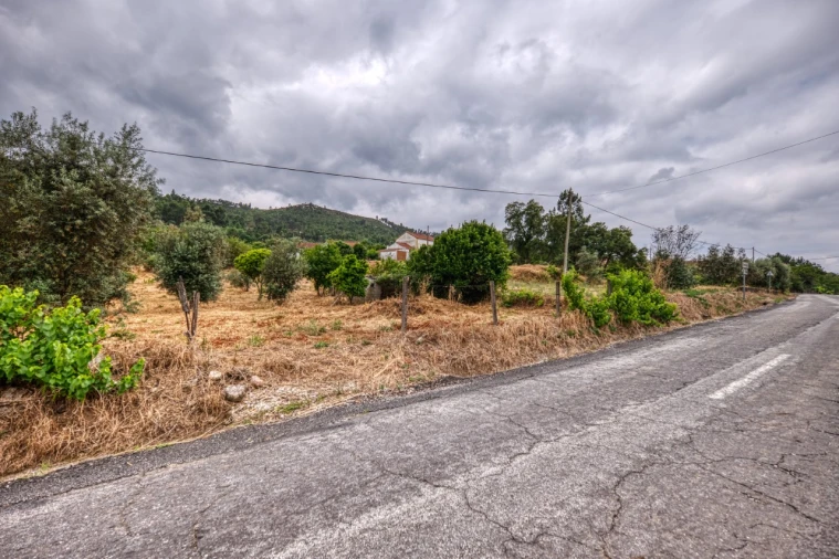 Moradia T2 para Venda em Amendoa Foto 6