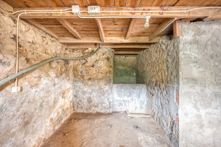 Moradia T2 para Venda em Amendoa Foto 18