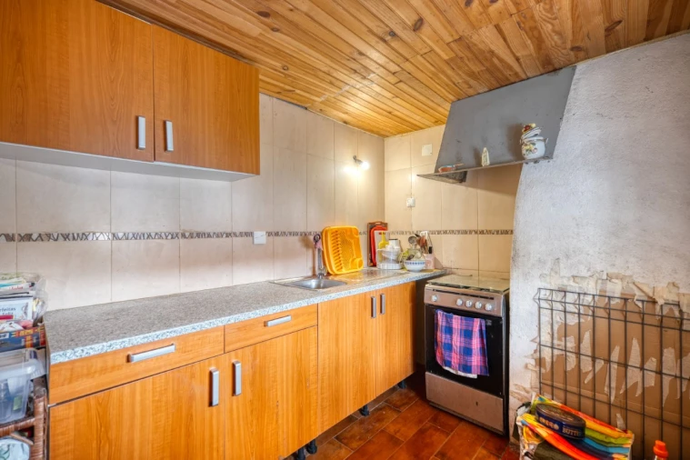 Moradia T2 para Venda em Amendoa Foto 38