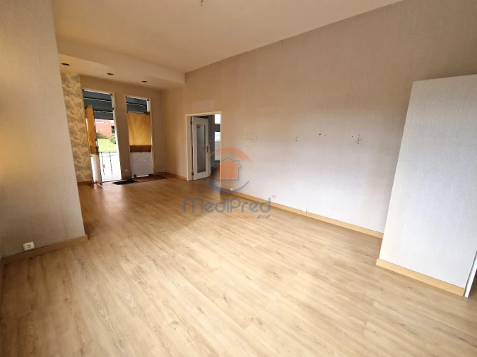 Loja para Venda em Santo António dos Cavaleiros e Frielas Foto 5