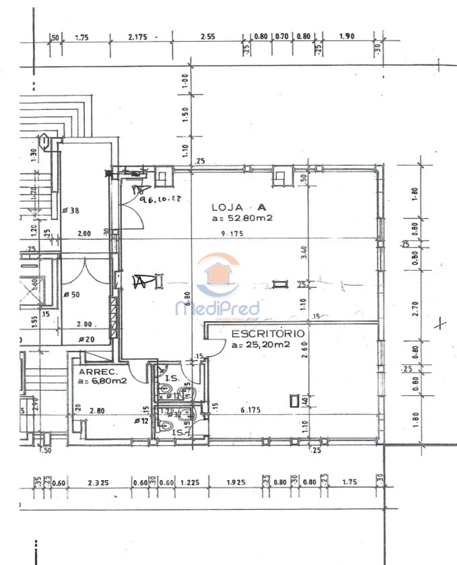 Loja para Venda em Santo António dos Cavaleiros e Frielas Foto 13
