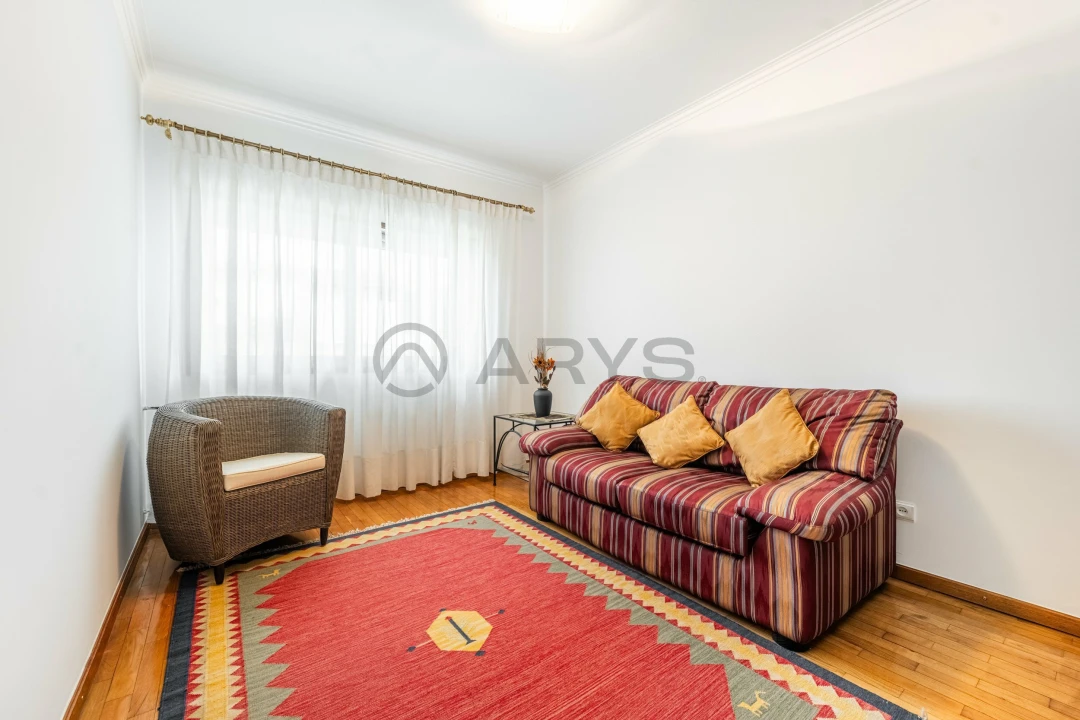 Moradia T4 para Venda em Creixomil Foto 19