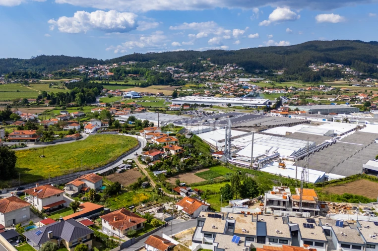 Terreno para Venda em Vale (São Cosme), Telhado e Portela Foto 13