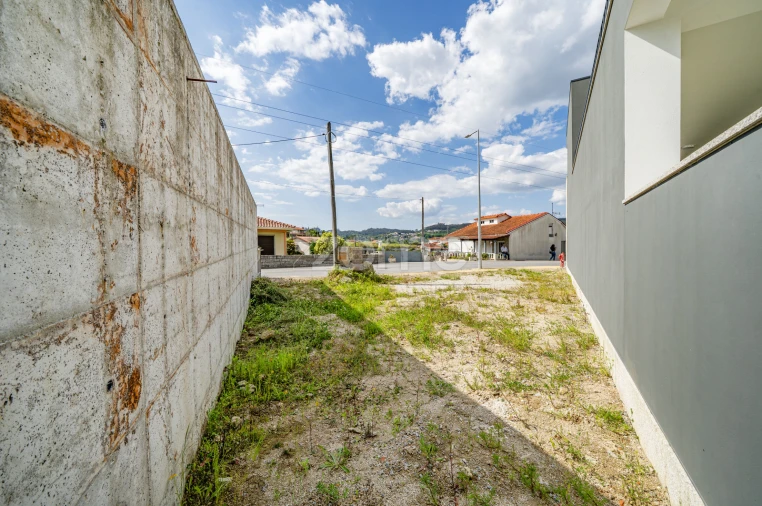 Terreno para Venda em Vale (São Cosme), Telhado e Portela Foto 9