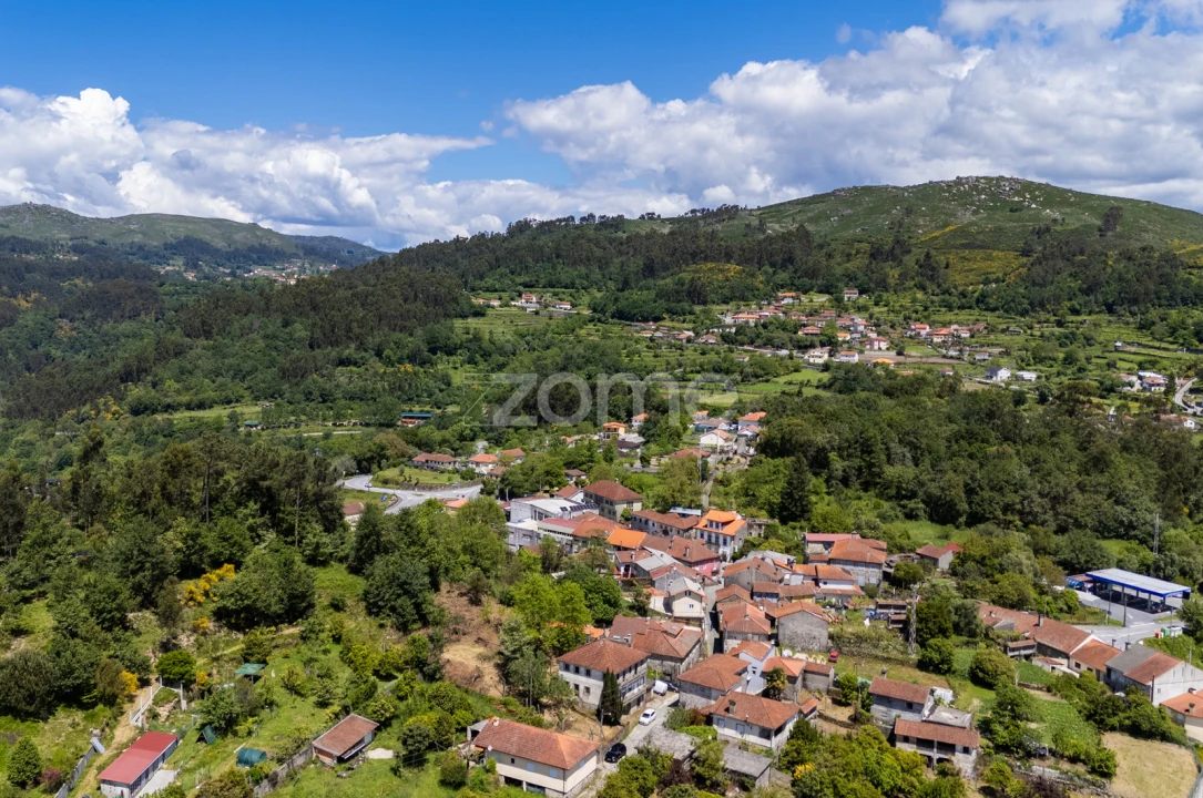 Moradia T4 para Venda em Vade Foto 32