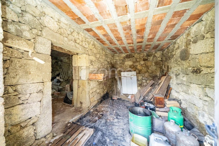 Moradia T4 para Venda em Vade Foto 27