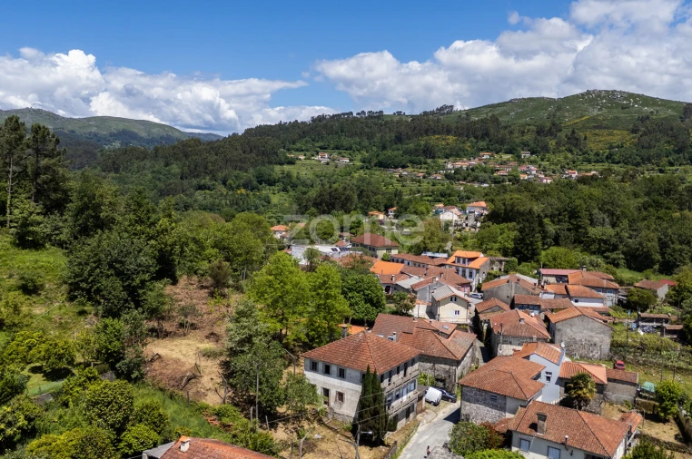 Moradia T4 para Venda em Vade Foto 30