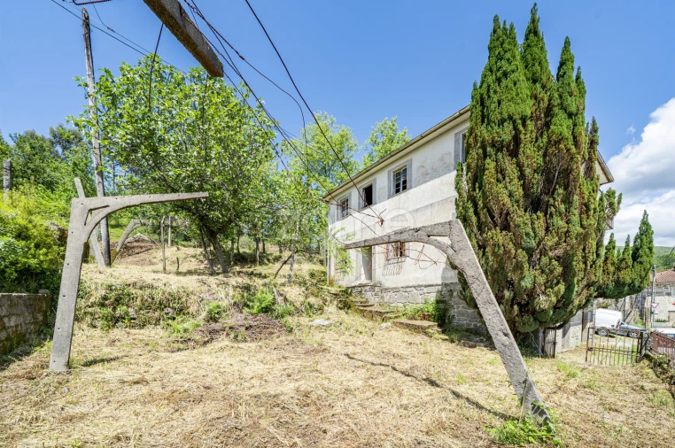 Moradia T4 para Venda em Vade Foto 6