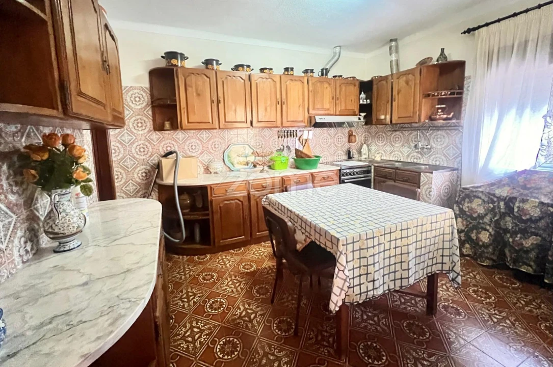 Moradia T8 para Venda em Cambas Foto 34