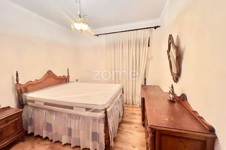 Moradia T8 para Venda em Cambas Foto 28