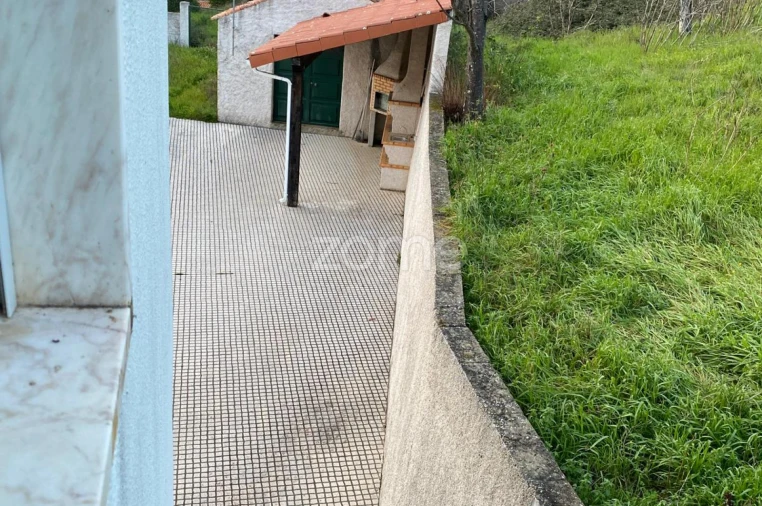 Moradia T8 para Venda em Cambas Foto 14