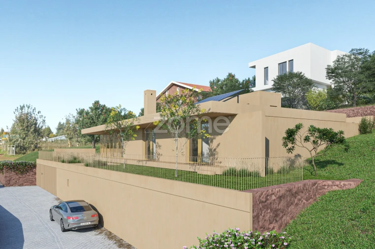 Moradia T4 para Venda em Santo Antonio dos Olivais Foto 3