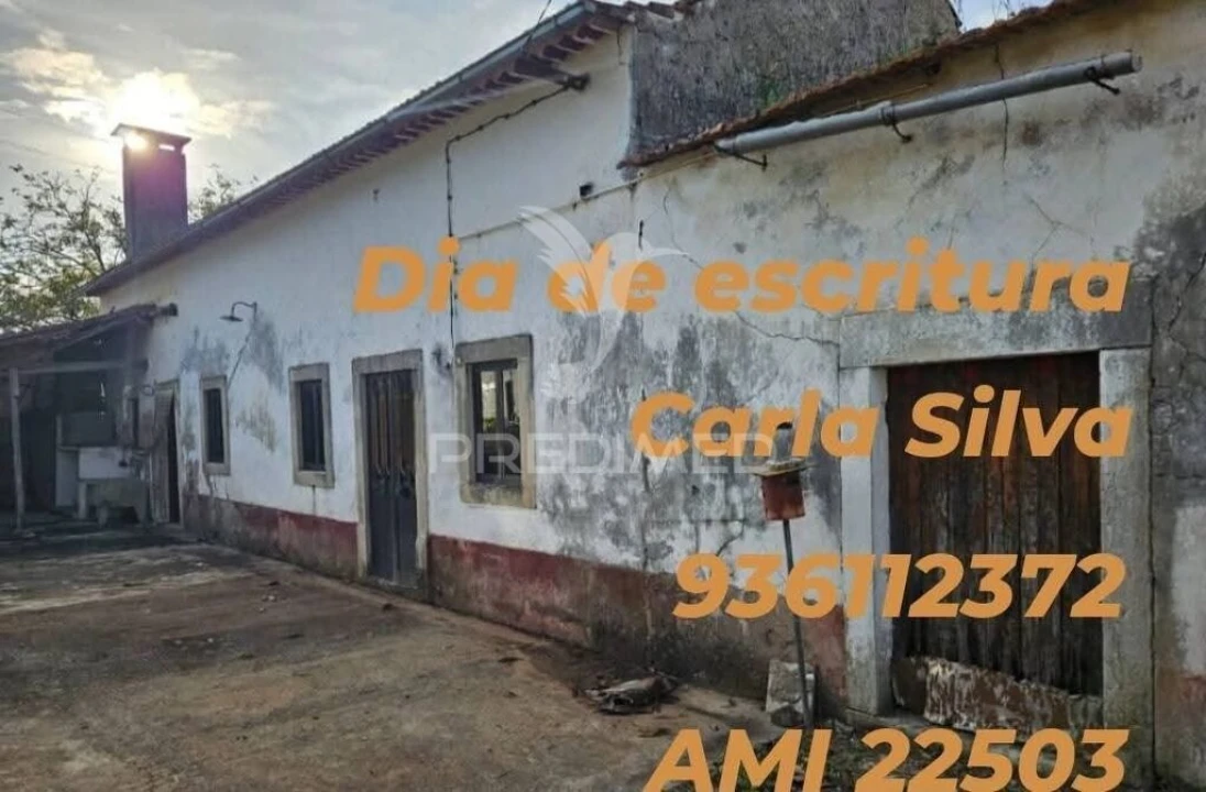 Moradia T2 para Venda em Nossa Senhora do Pranto Foto 1