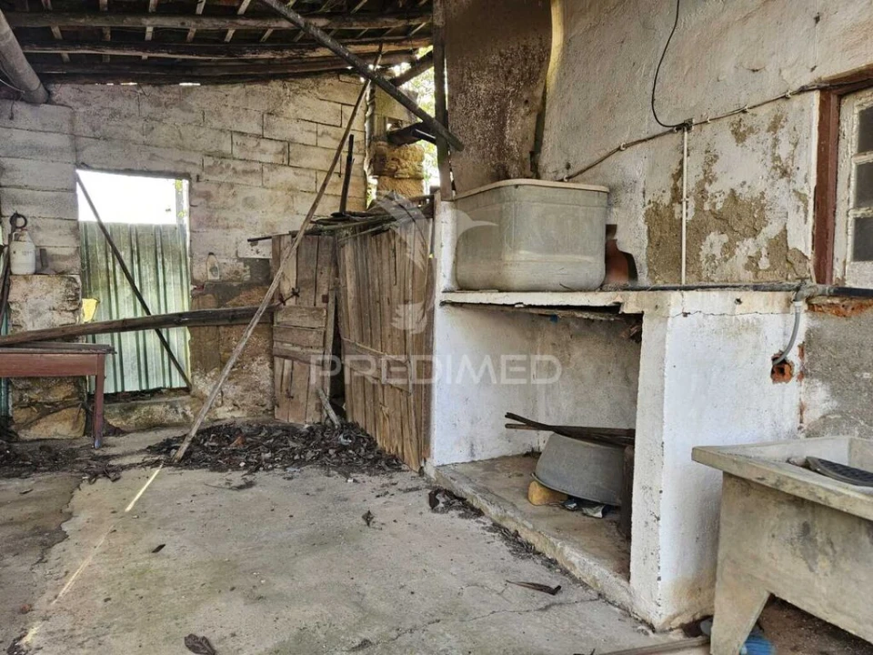 Moradia T2 para Venda em Nossa Senhora do Pranto Foto 9