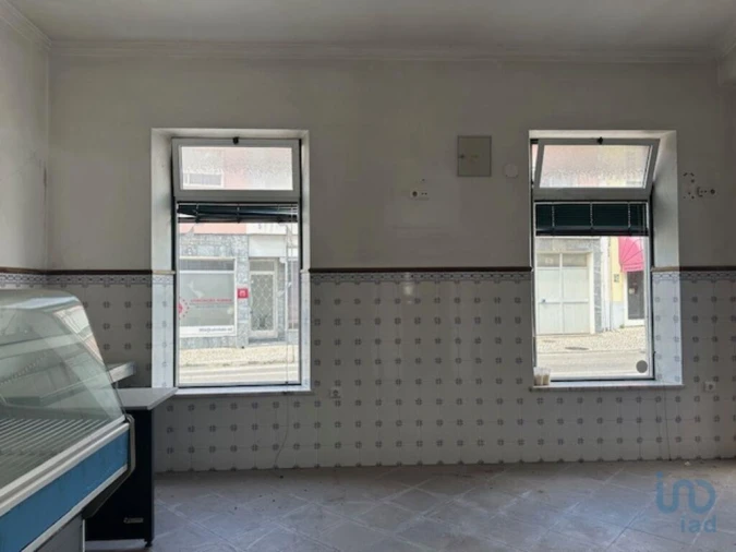 Prédio para Venda em Vieira de Leiria Foto 4