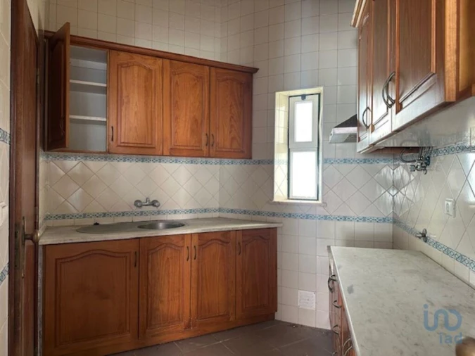 Prédio para Venda em Vieira de Leiria Foto 10