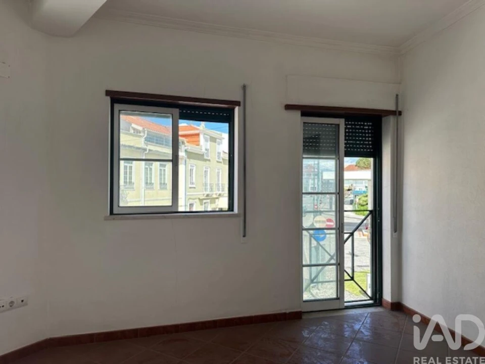 Prédio para Venda em Vieira de Leiria Foto 15