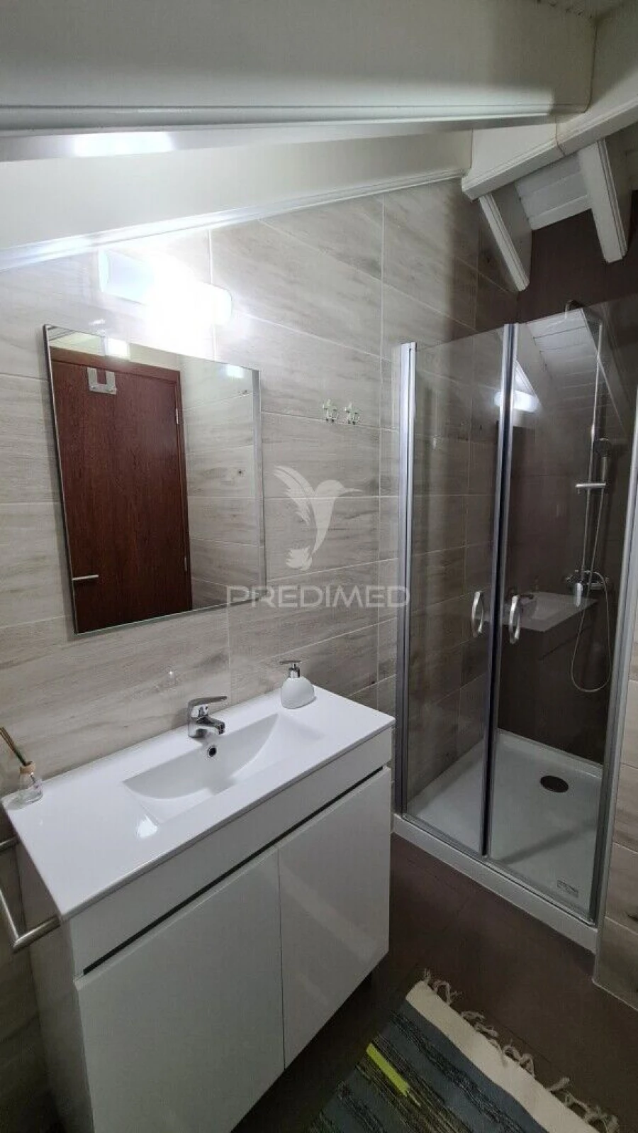 Moradia T4 para Venda em Lajes Foto 18