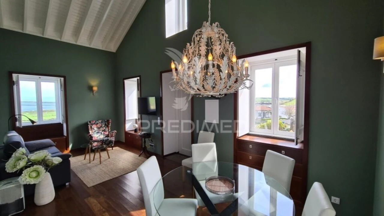 Moradia T4 para Venda em Lajes Foto 13