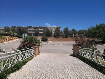 Apartamento para Venda em Estômbar e Parchal