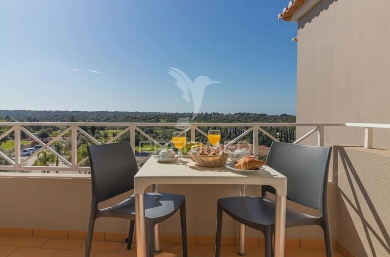 Apartamento para Venda em Estômbar e Parchal Foto 6