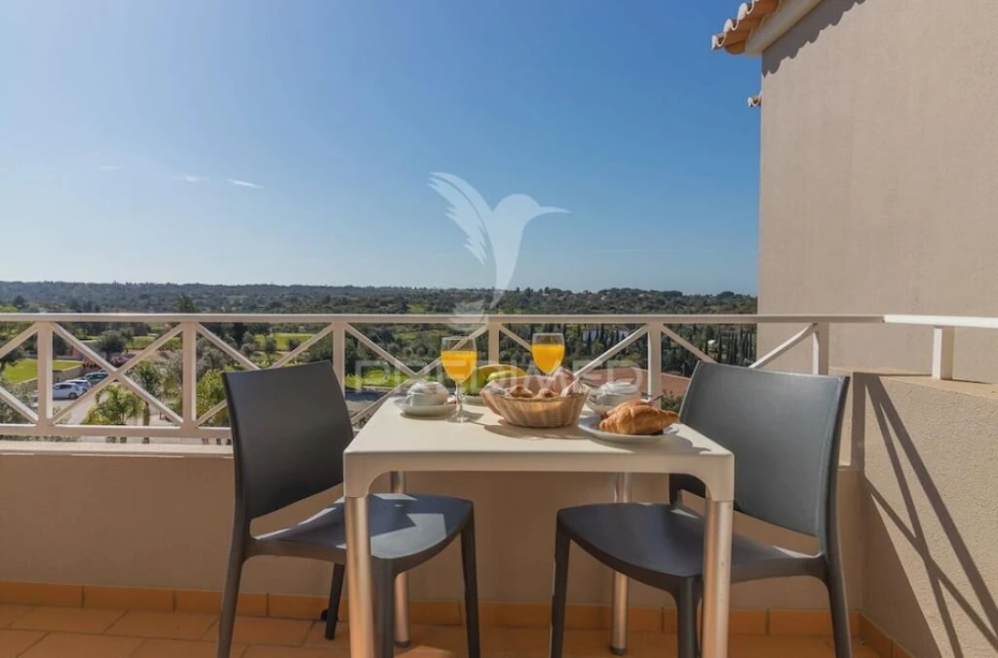Apartamento para Venda em Estômbar e Parchal Foto 6