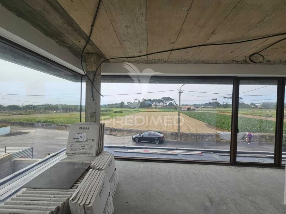 Moradia T3 para Venda em Arcozelo Foto 13
