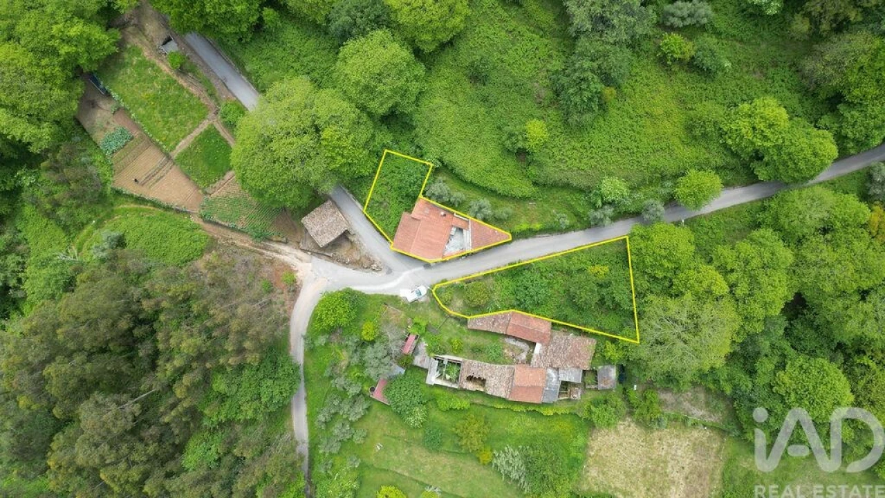 Moradia T3 para Venda em Vila Nova Foto 26