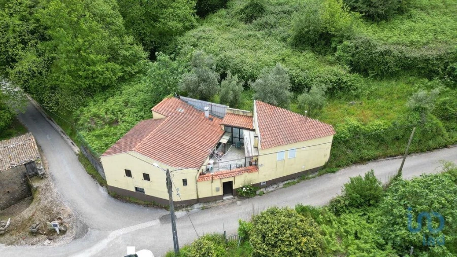 Moradia T3 para Venda em Vila Nova Foto 2