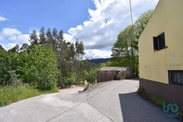 Moradia T3 para Venda em Vila Nova Foto 4