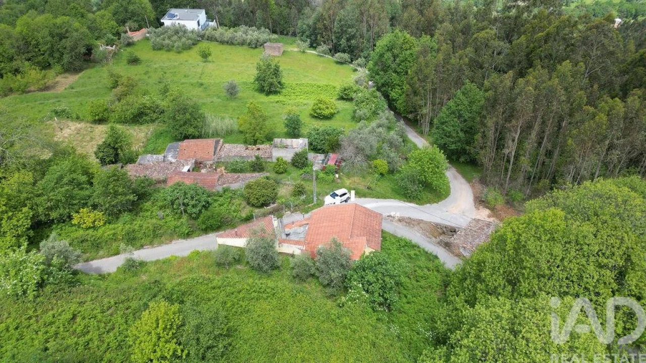 Moradia T3 para Venda em Vila Nova Foto 28