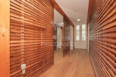 Prédio para Venda em São Martinho do Bispo e Ribeira de Frades