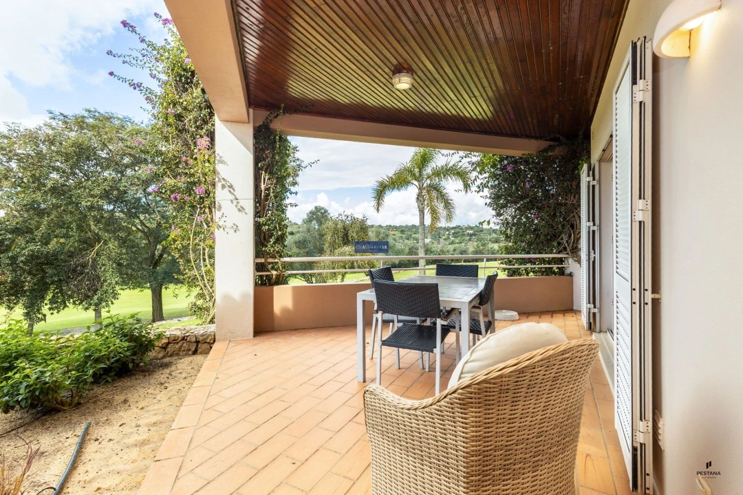 Apartamento T2 para Venda em Estômbar e Parchal Foto 3