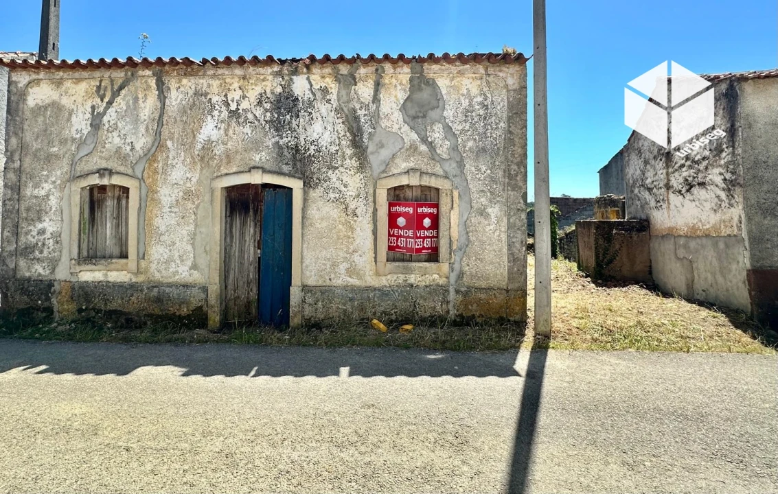 Moradia T2 para Venda em Gesteira e Brunhós Foto 2