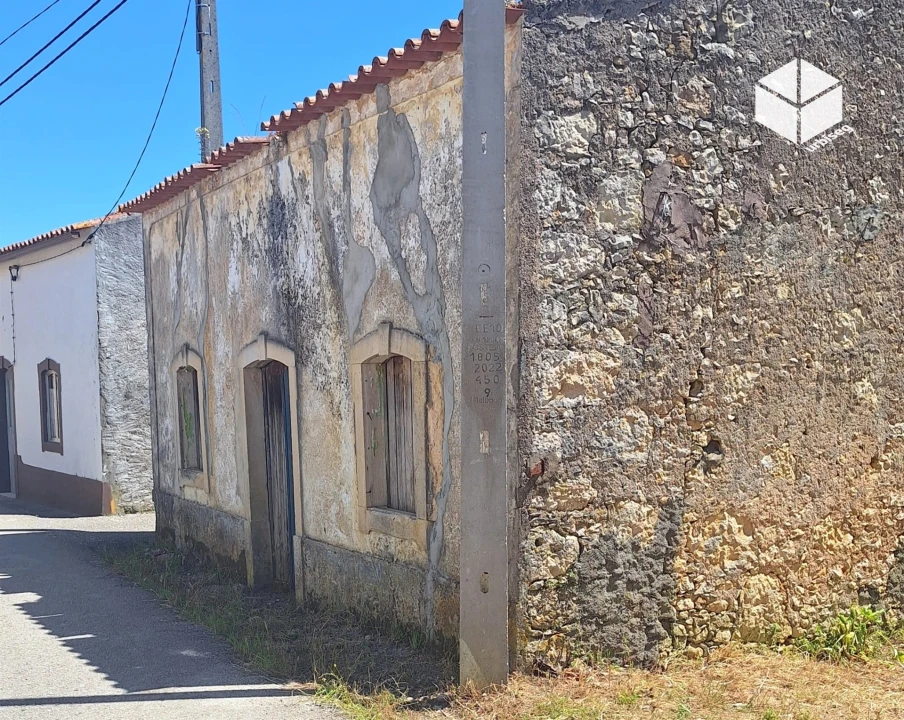 Moradia T2 para Venda em Gesteira e Brunhós Foto 6