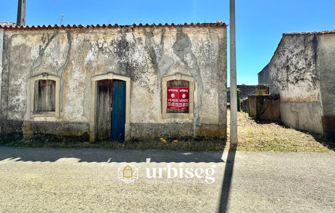 Moradia T2 para Venda em Gesteira e Brunhós Foto 2