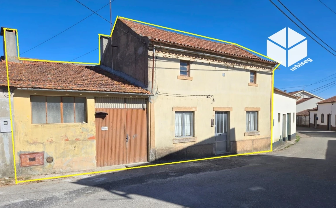 Moradia T2 para Venda em Gesteira e Brunhós Foto 1