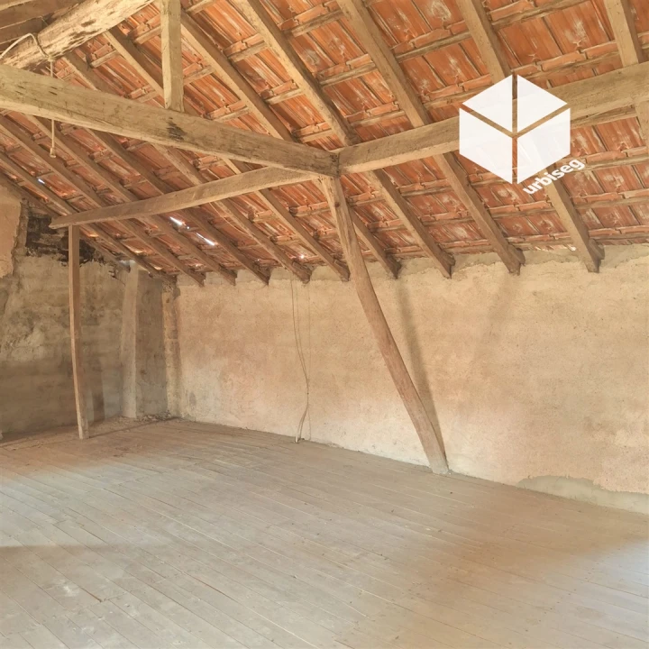 Moradia T2 para Venda em Gesteira e Brunhós Foto 26