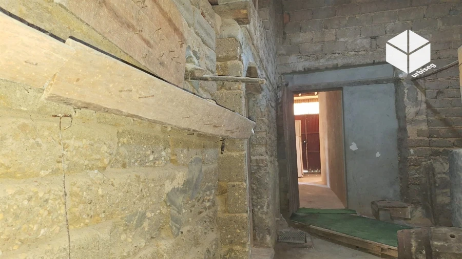 Moradia T2 para Venda em Gesteira e Brunhós Foto 31