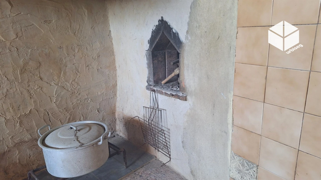 Moradia T2 para Venda em Gesteira e Brunhós Foto 12