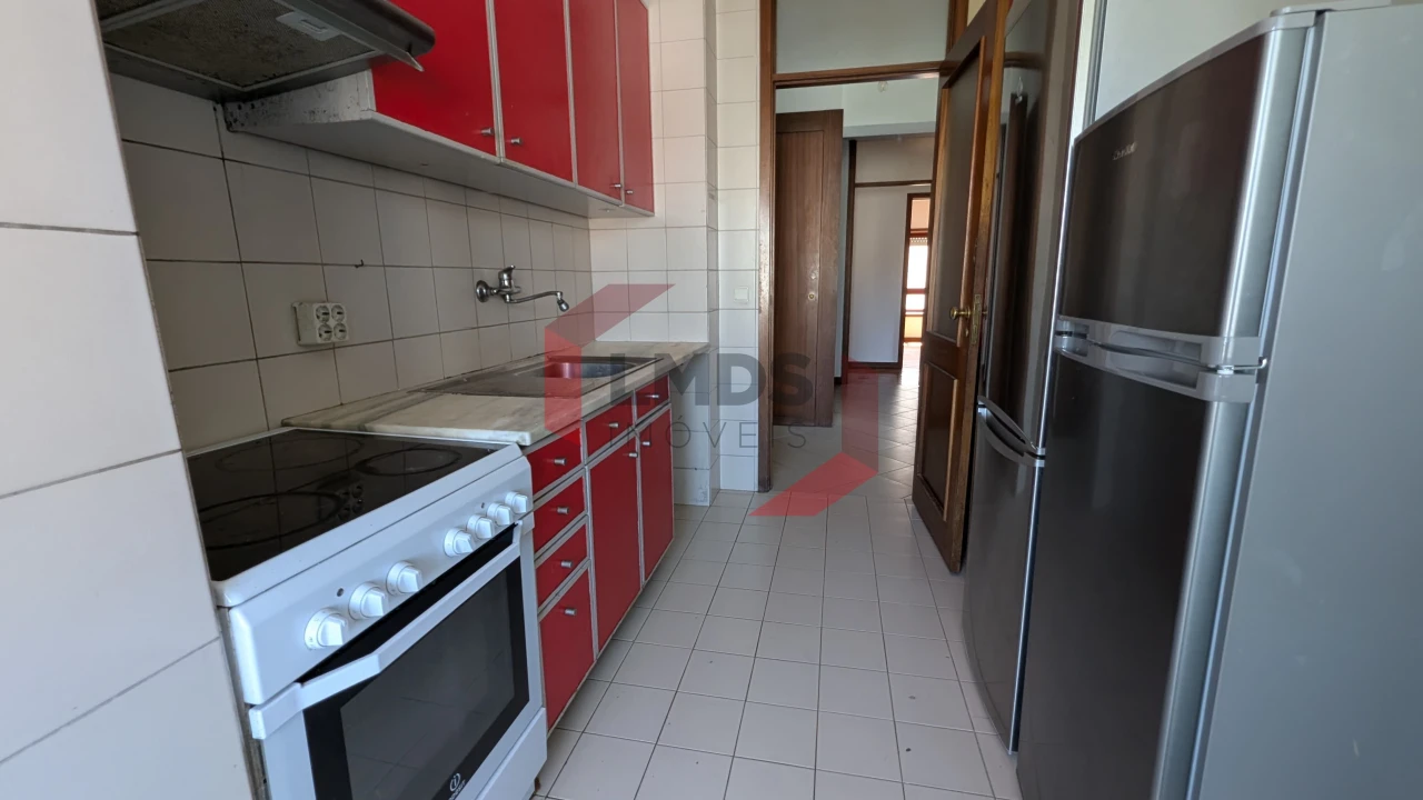 Apartamento T4 para Venda em Cidade da Maia Foto 7