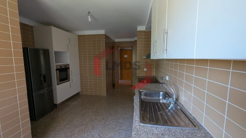 Apartamento T3 para Venda em Moreira