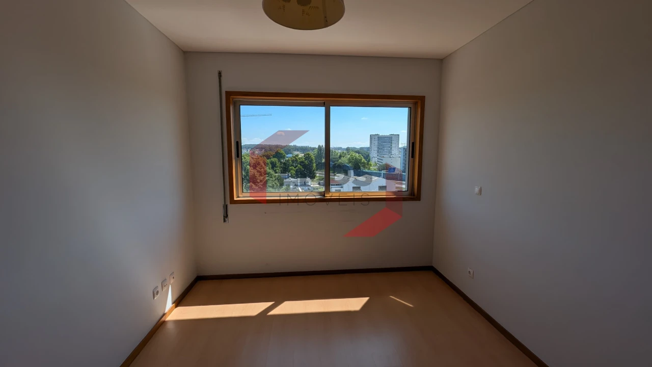 Apartamento T3 para Venda em Moreira Foto 17