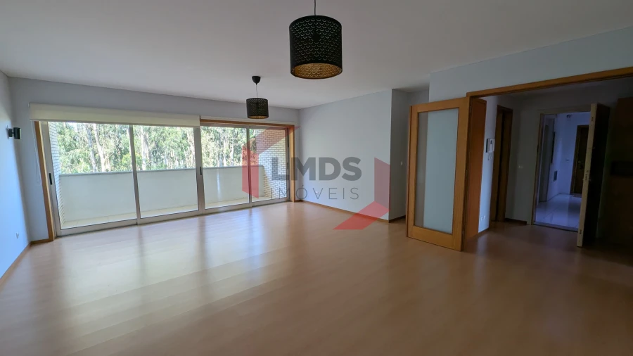 Apartamento T3 para Venda em Moreira Foto 8