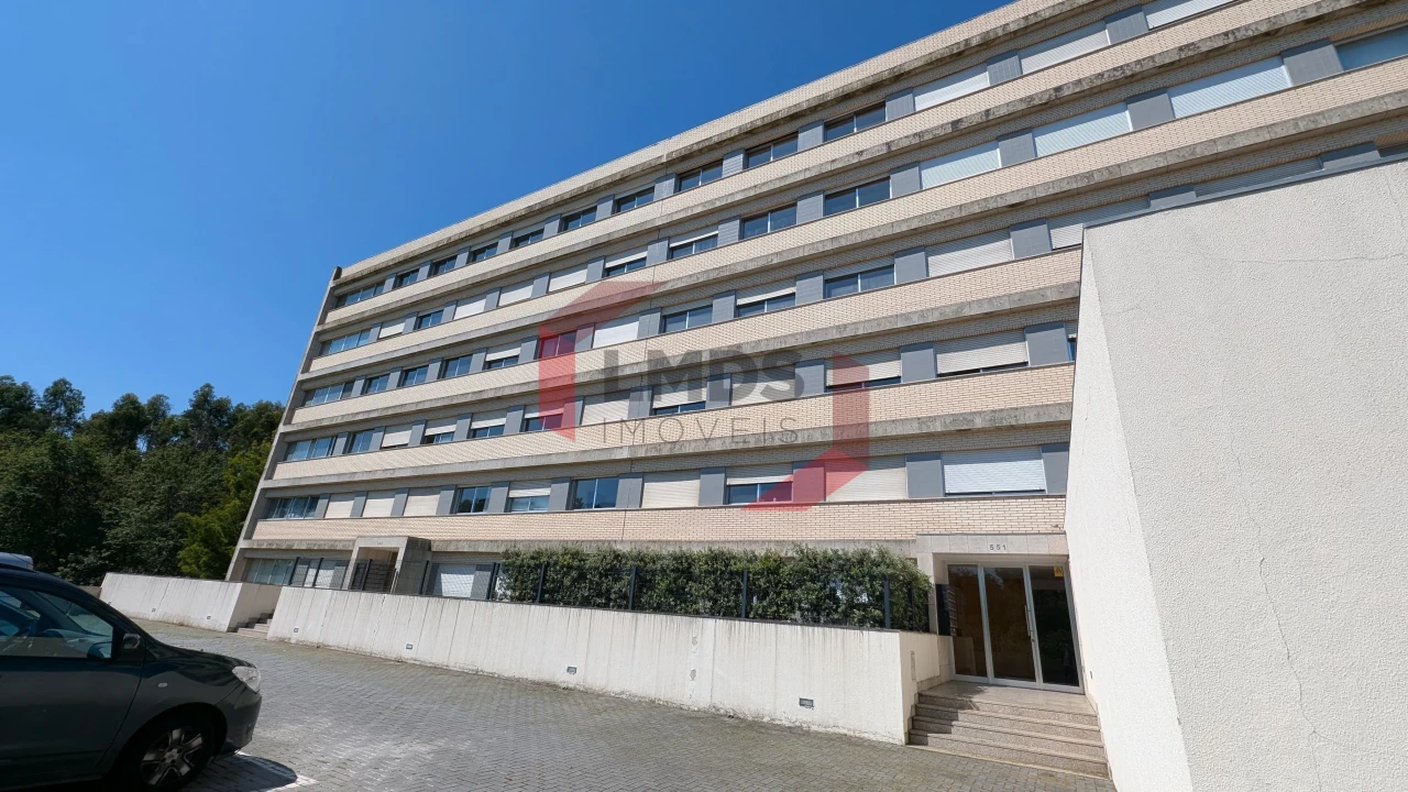 Apartamento T3 para Venda em Moreira Foto 1