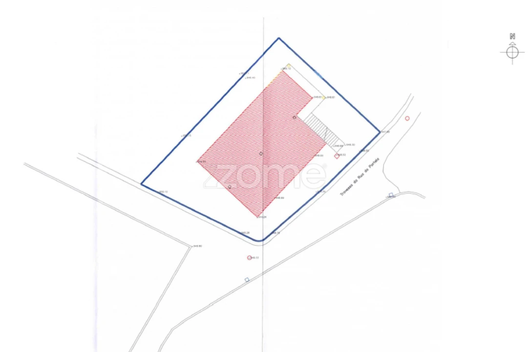 Moradia T4 para Venda em Sezelhe e Covelães Foto 14