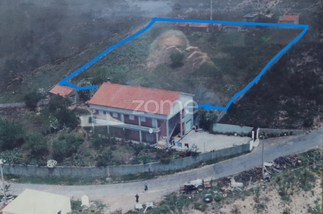 Terreno para Venda em Cambas Foto 1