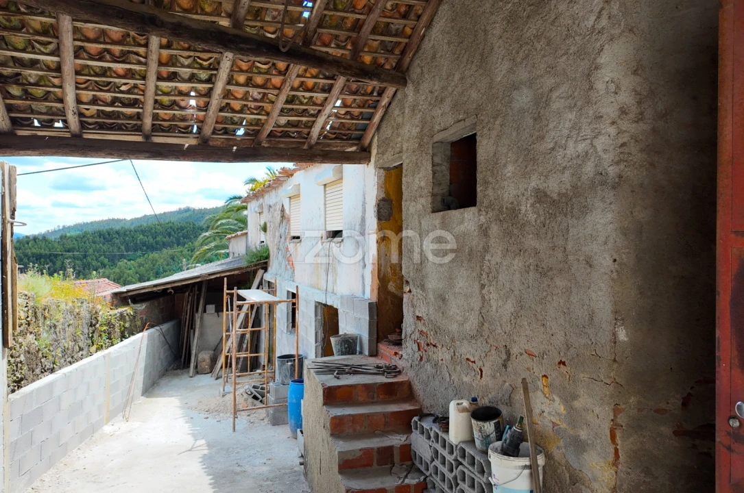 Moradia T3 para Venda em Semide e Rio Vide Foto 3