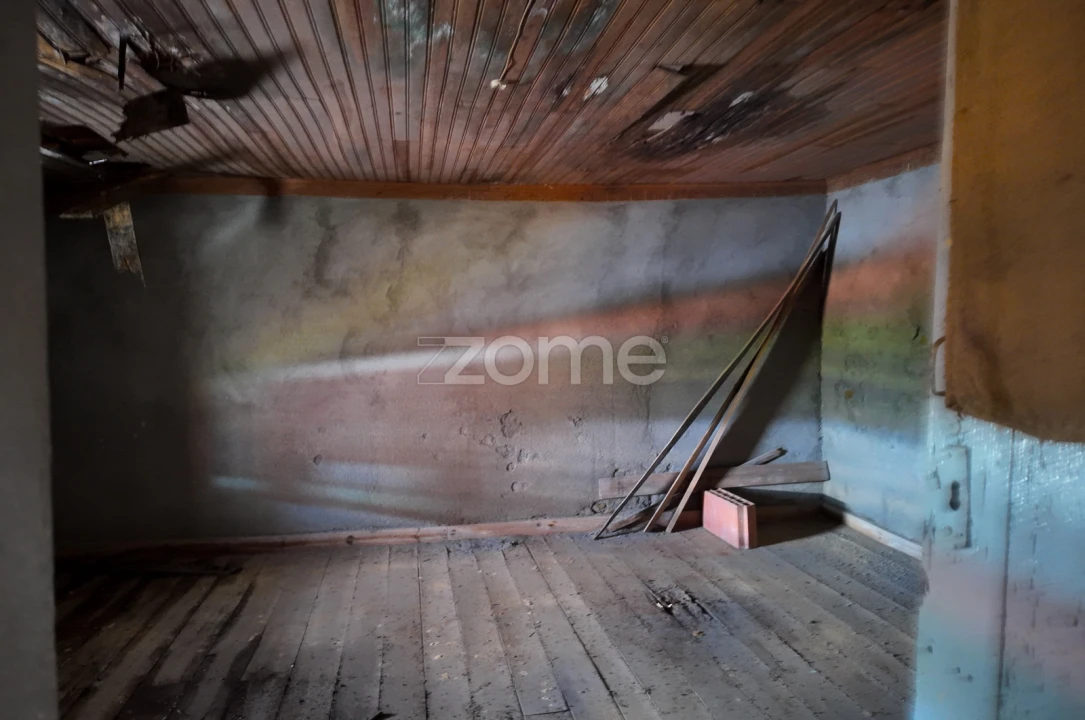 Moradia T3 para Venda em Semide e Rio Vide Foto 26