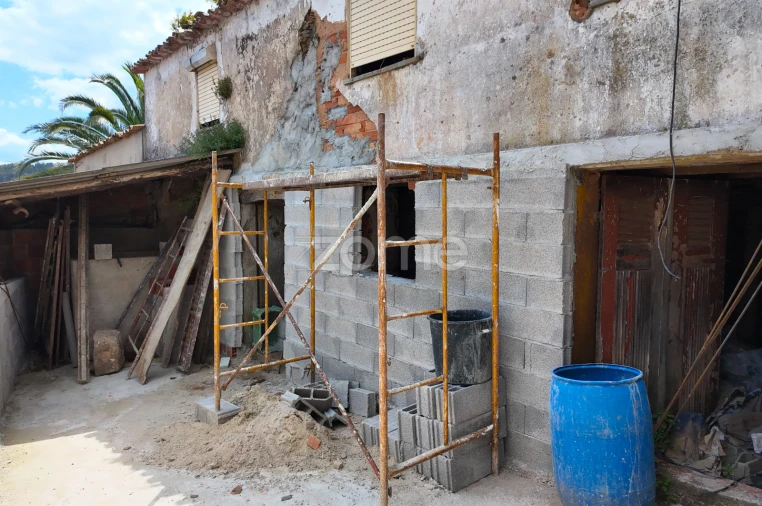 Moradia T3 para Venda em Semide e Rio Vide Foto 1